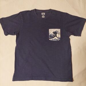 Uniqlo Hokusai Blue Dark Blue Graphic Pocket Tee Great Wave XS